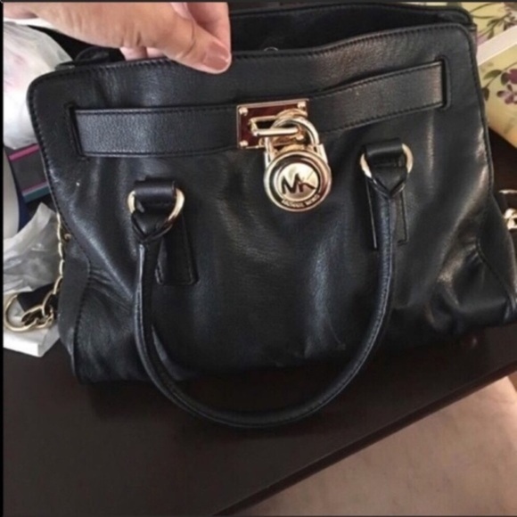 Michael Kors Black Hamilton Medium Bag - Picture 2 of 12